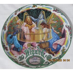 Wizard of OZ Musical plate 1993 Vintage If I were King of the forest Dorothy